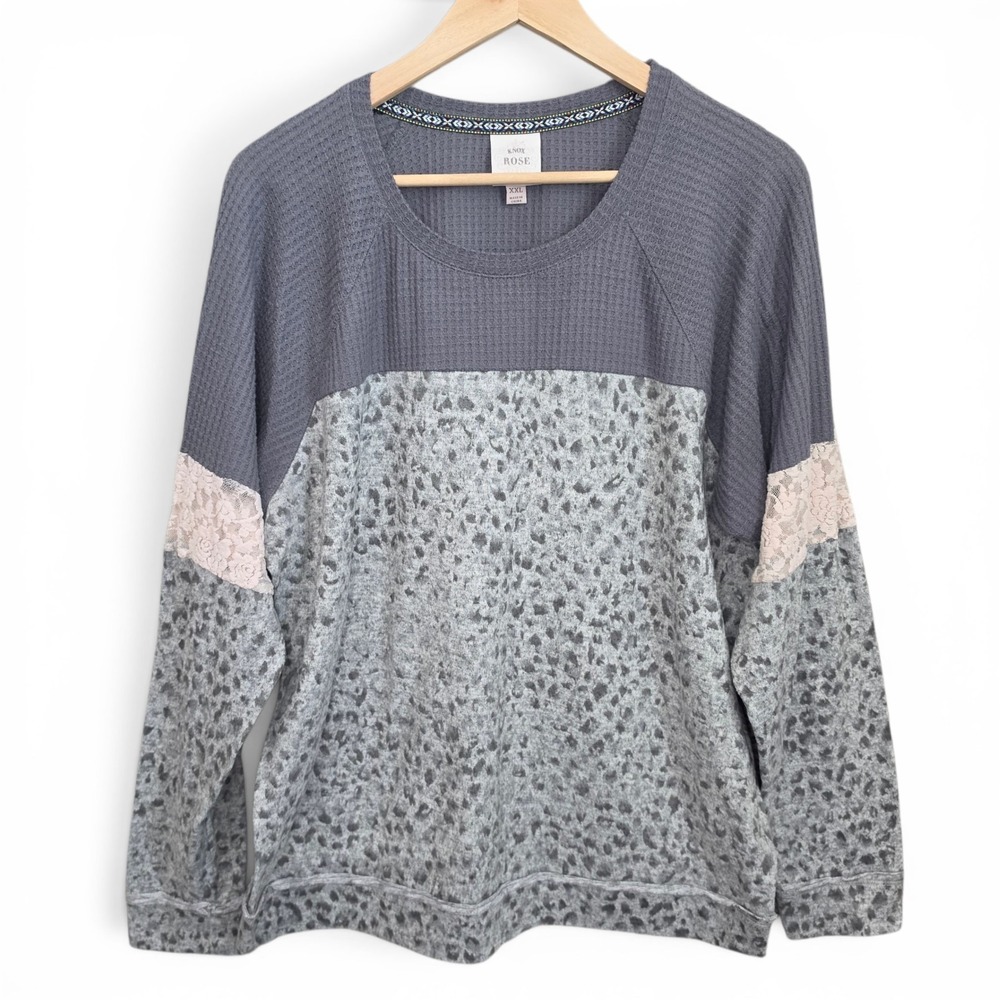 Knox Rose Top Womens‎ XXL 2XL Gray Waffle Knit Pullover Crew Neck Animal Print